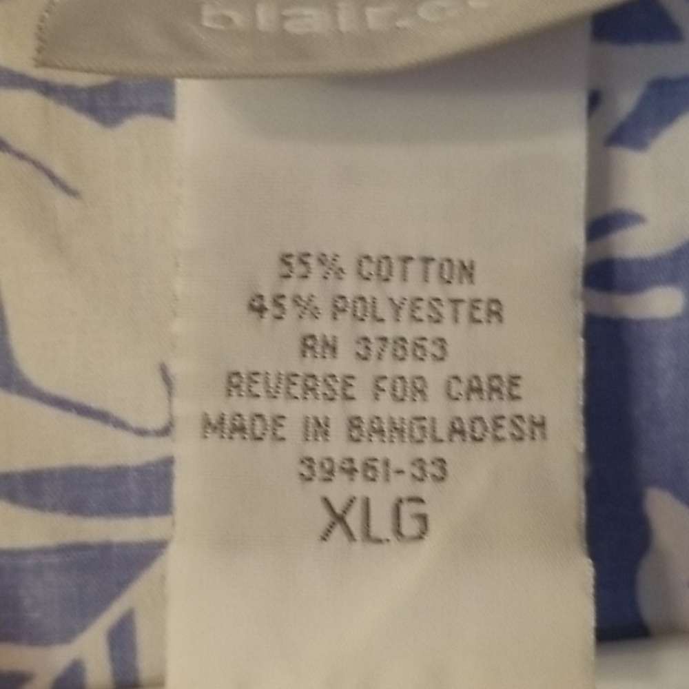Button Down blouse - Picture 2 of 4